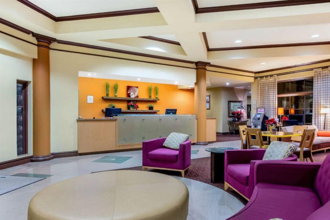 Hotel La Quinta By Wyndham Raleigh Crabtree Exterior foto