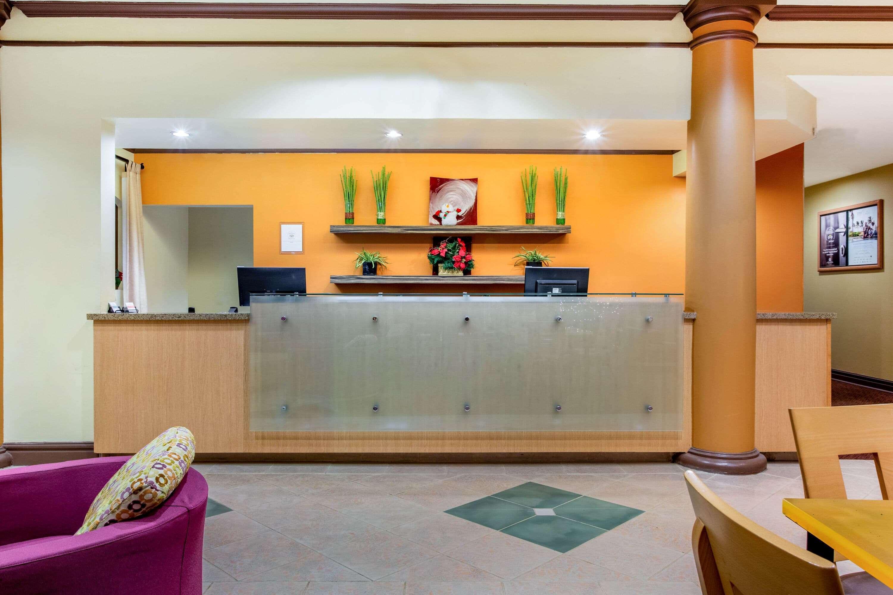 Hotel La Quinta By Wyndham Raleigh Crabtree Exterior foto