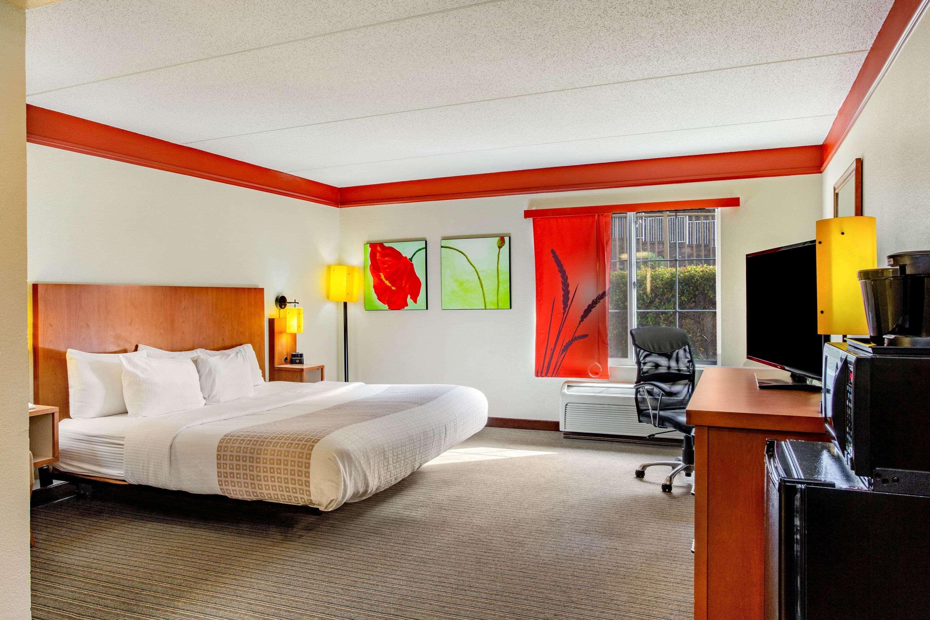 Hotel La Quinta By Wyndham Raleigh Crabtree Exterior foto